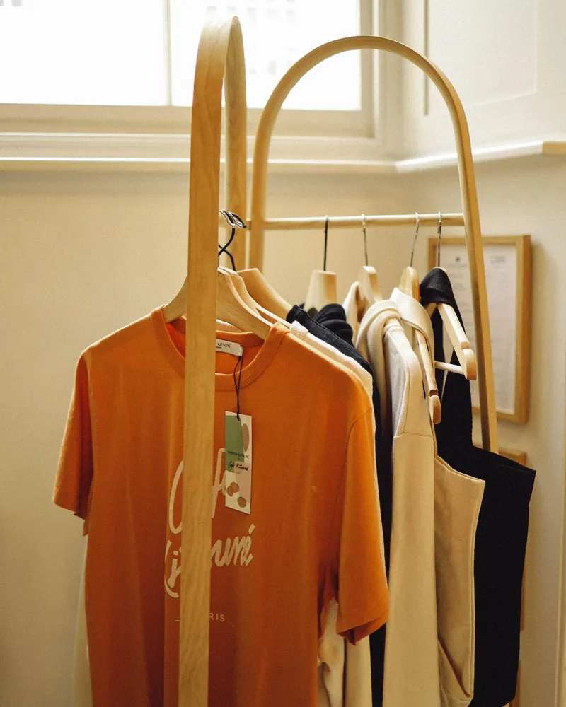 Alone Graphic Tee – Mustard